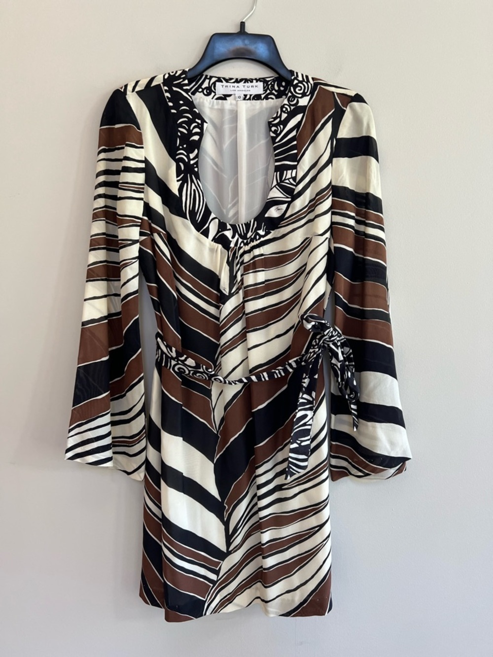 Trina Turk Abstract Zebra Print Silk Long Sleeve Belt Shift Dress Cream Black, 0